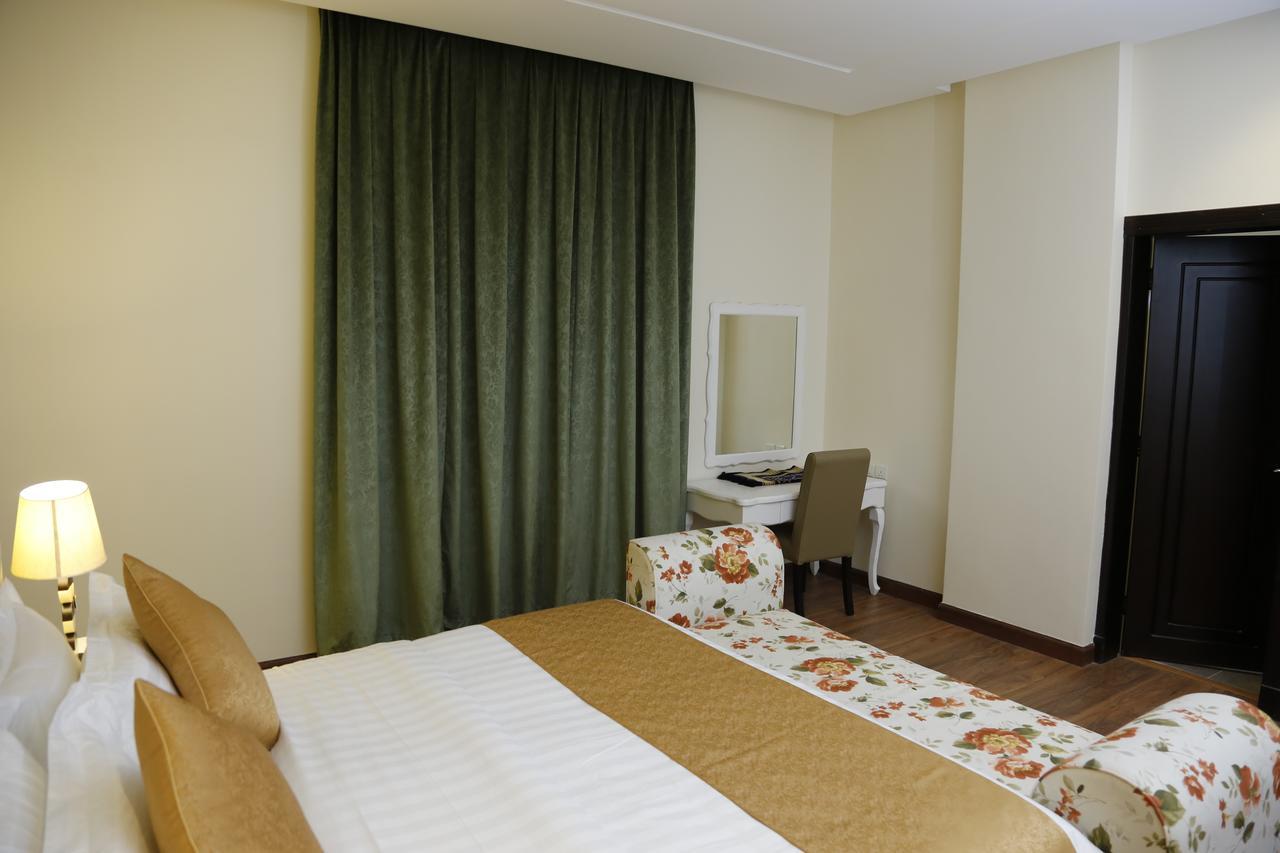 Flora Hotel Suite 2 فلورا2 للشقق المخدومة Riyadh Bagian luar foto